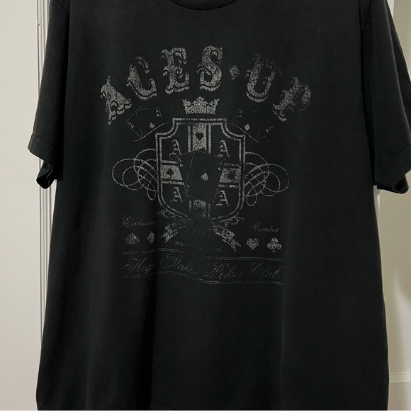 3/$20 ✨ Old Navy Black Graphic T-Shirt - Picture 4 of 5